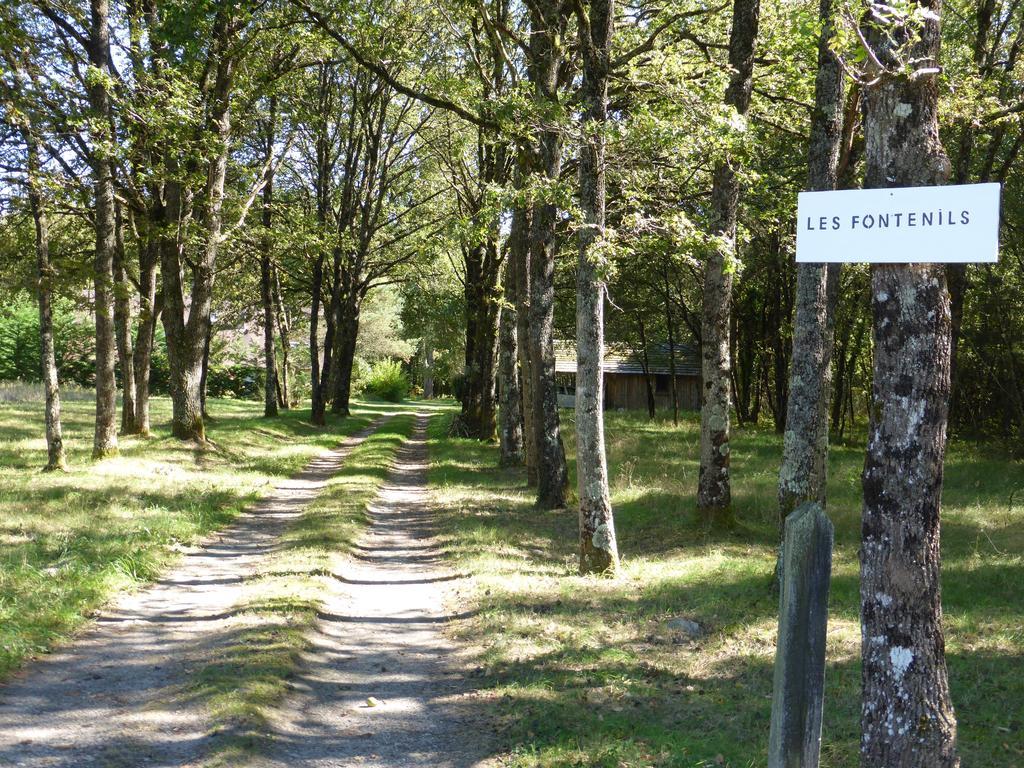 Les Fontenils Lassay-sur-Croisne Exterior foto