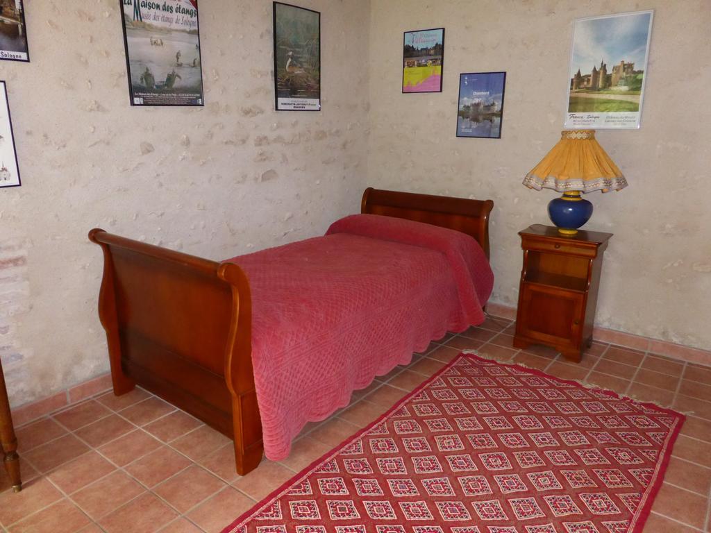 Les Fontenils Lassay-sur-Croisne Habitación foto